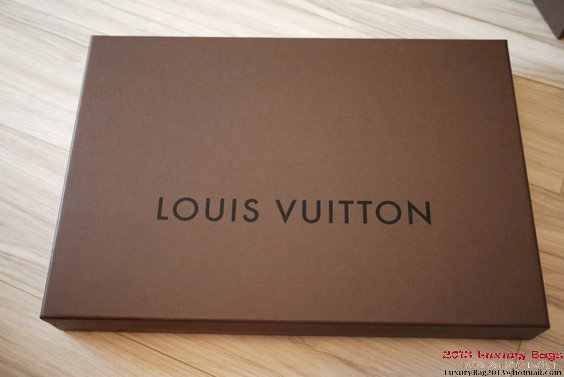 Luxury Bags and Shoes Gift Box Luxury Bags and Shoes Gift Box
