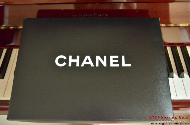 Luxury Bags and Shoes Gift Box Luxury Bags and Shoes Gift Box