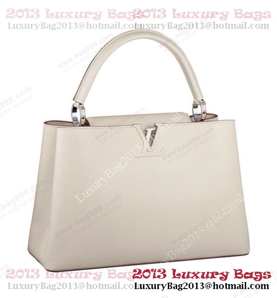 Louis Vuitton Elegant Capucines Bag MM Louis Vuitton Elegant Capucines Bag MM