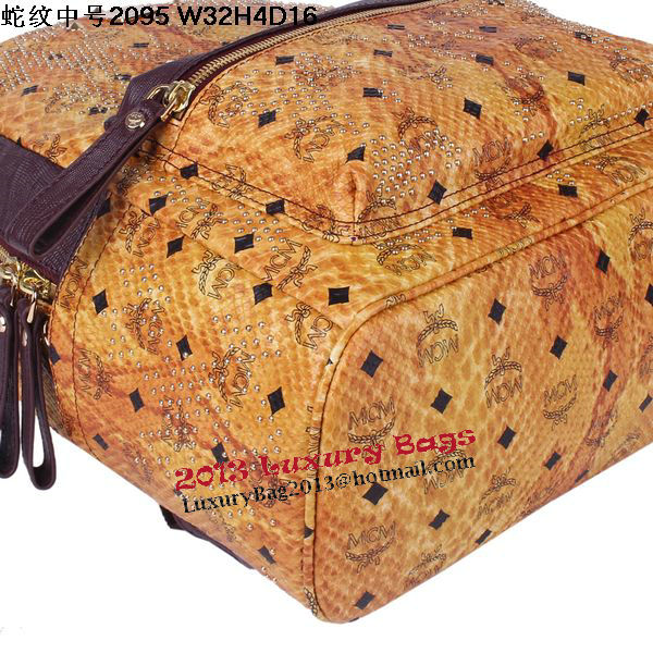 MCM Armour Medium Backpack Snake Leather MC2095 Wheat MCM Armour Medium Backpack Snake Leather MC2095 Wheat