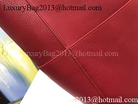 CELINE Sangle Seau Bag in Litchi Leather C3371 Red CELINE Sangle Seau Bag in Litchi Leather C3371 Red