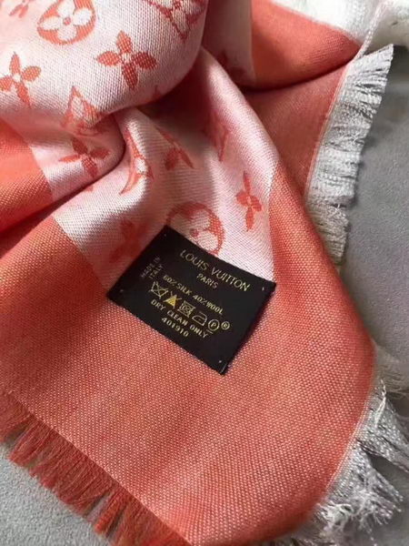 Louis Vuitton Scarf LVS9219F Louis Vuitton Scarf LVS9219F
