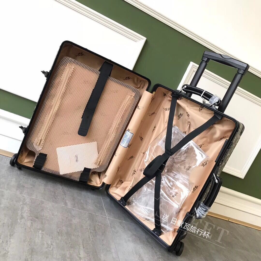 Louis Vuitton Suitcase M66557 Louis Vuitton Suitcase M66557