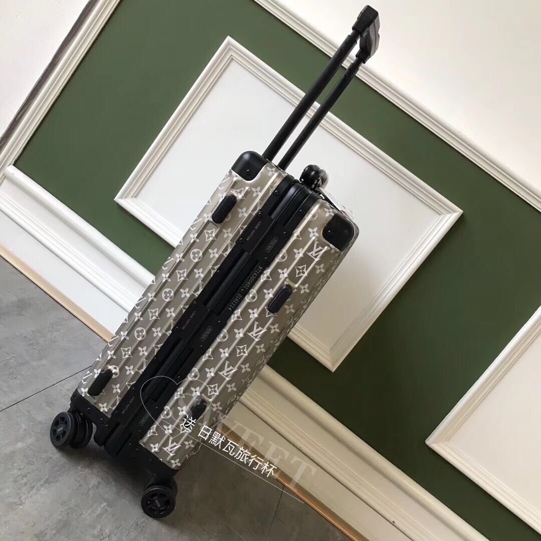 Louis Vuitton Suitcase M66557 Louis Vuitton Suitcase M66557