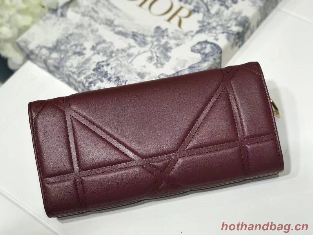 DIOR CLUTCH gold-tone metal C1040A Bordeaux DIOR CLUTCH gold-tone metal C1040A Bordeaux