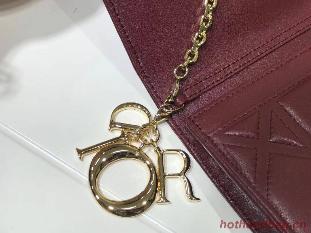 DIOR CLUTCH gold-tone metal C1040A Bordeaux DIOR CLUTCH gold-tone metal C1040A Bordeaux