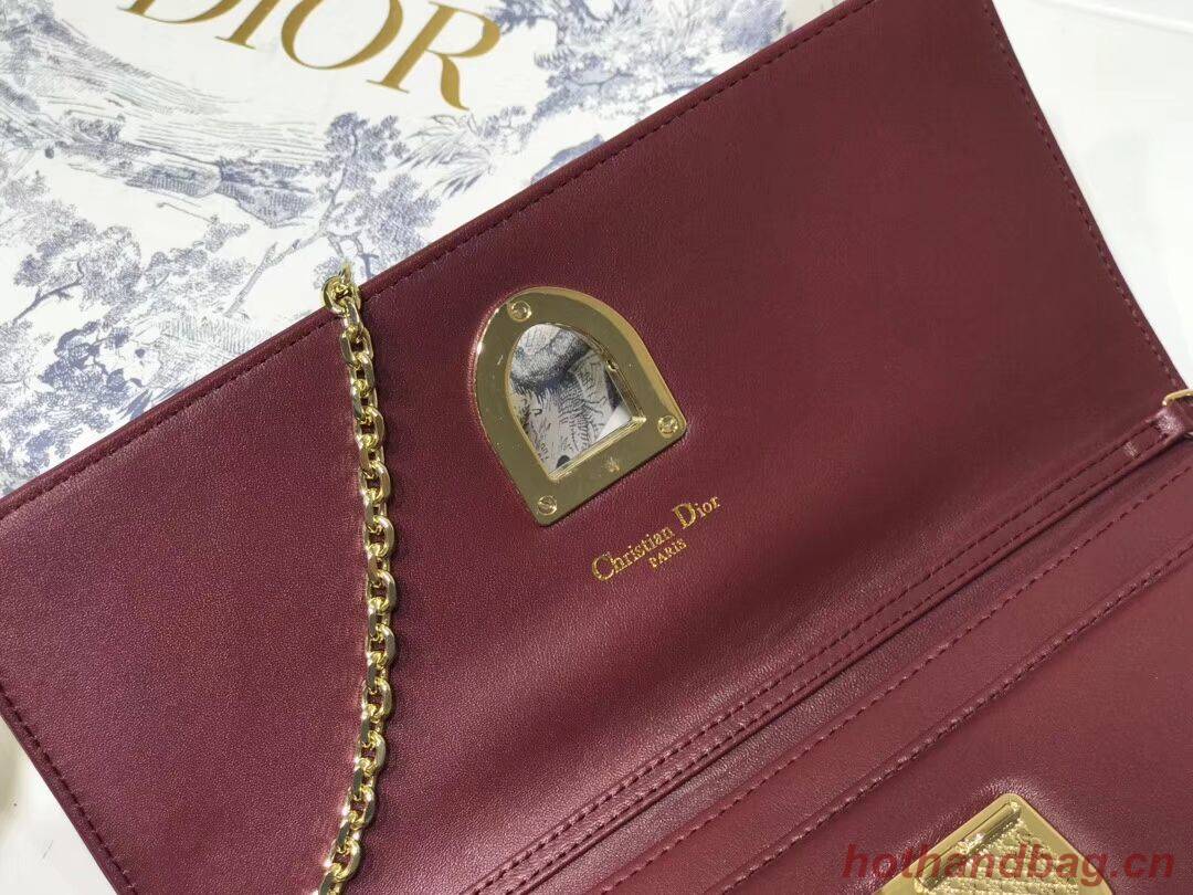 DIOR CLUTCH gold-tone metal C1040A Bordeaux DIOR CLUTCH gold-tone metal C1040A Bordeaux