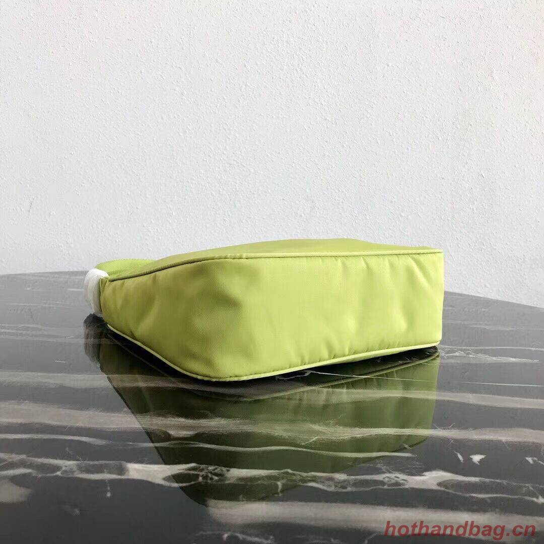 Prada Re-Edition nylon Tote bag MV519 green Prada Re-Edition nylon Tote bag MV519 green