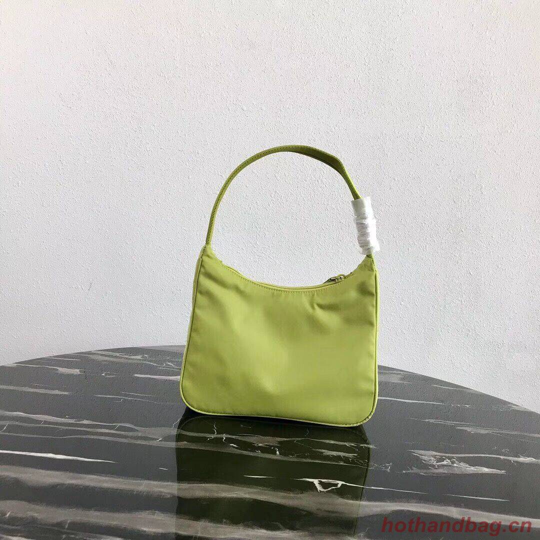 Prada Re-Edition nylon Tote bag MV519 green Prada Re-Edition nylon Tote bag MV519 green