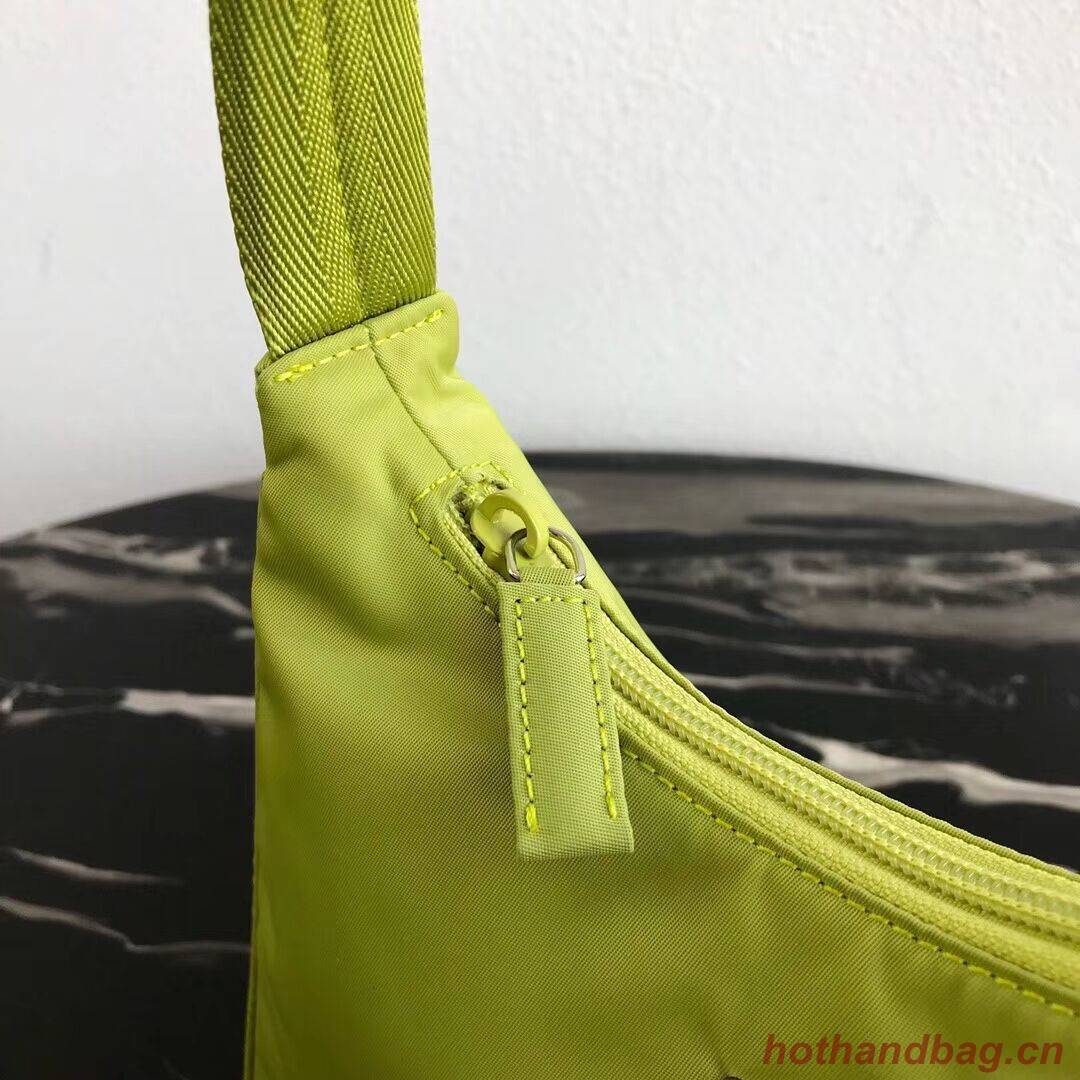 Prada Re-Edition nylon Tote bag MV519 green Prada Re-Edition nylon Tote bag MV519 green