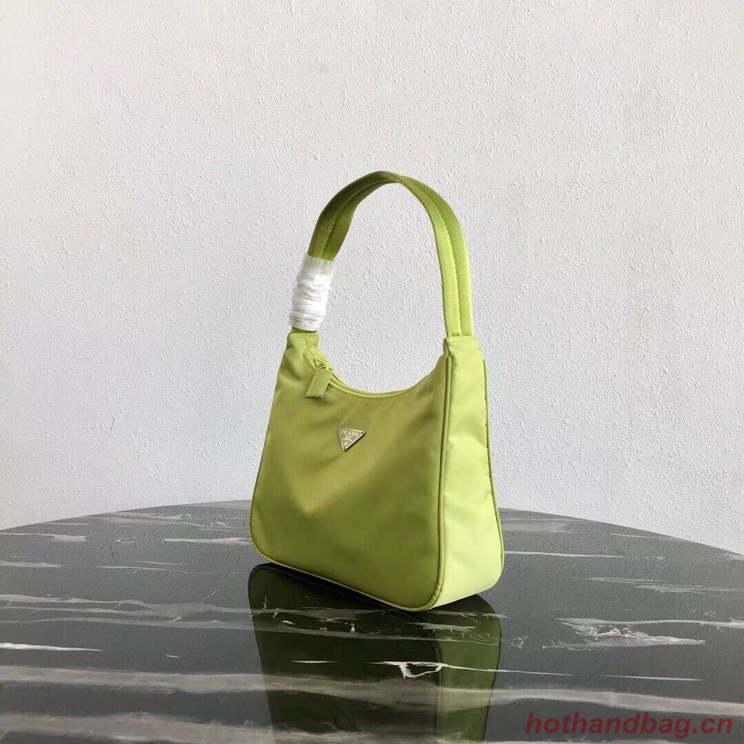 Prada Re-Edition nylon Tote bag MV519 green Prada Re-Edition nylon Tote bag MV519 green
