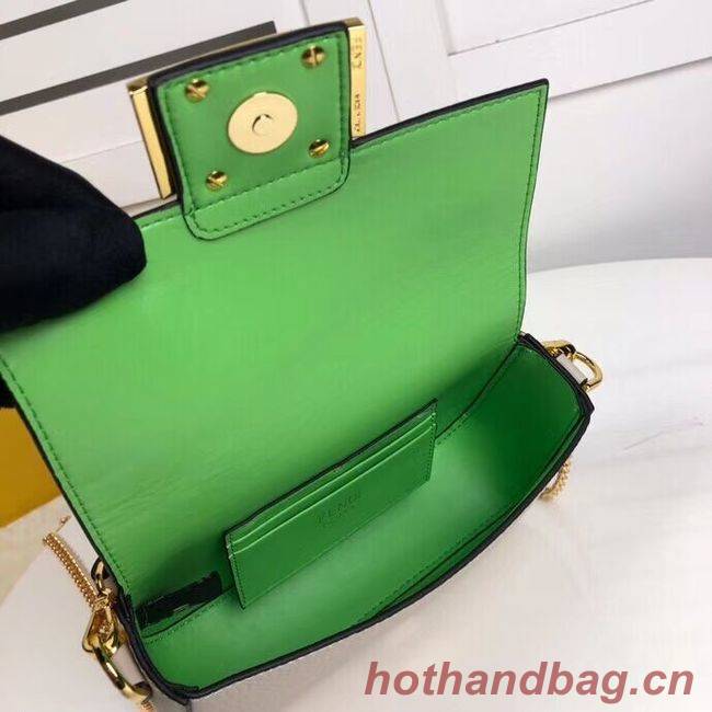 Fendi BAGUETTE leather bag F2467 beige Fendi BAGUETTE leather bag F2467 beige