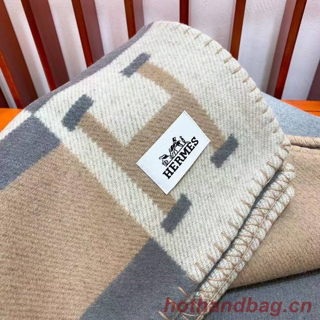 Hermes Lambswool & Cashmere Shawl & Blanket 71155 light blue