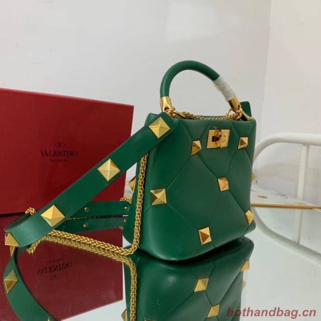 Valentino medium Garavani Roman Stud V1198 green Valentino medium Garavani Roman Stud V1198 green