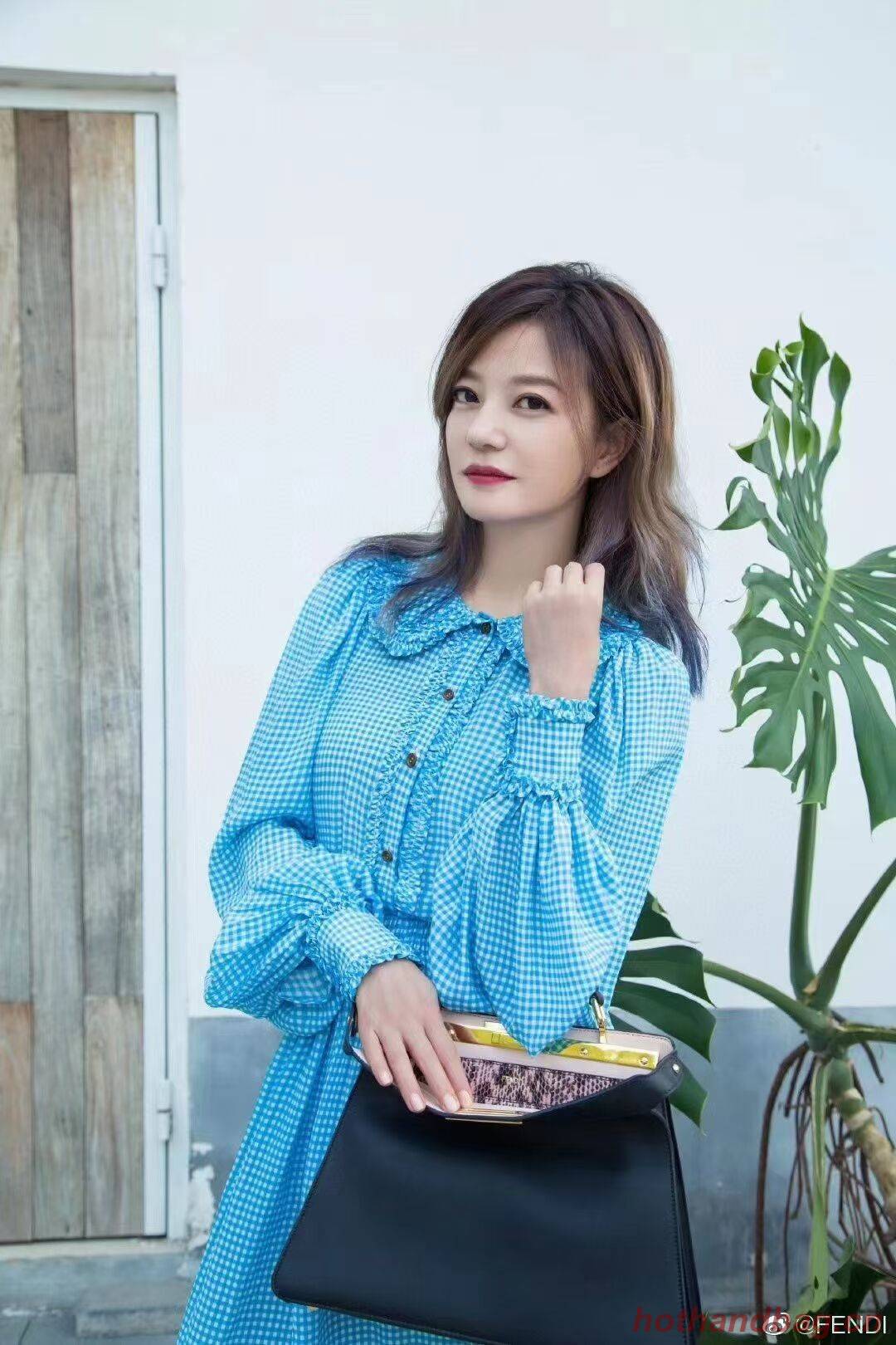 FENDI PEEKABOO ISEEU MEDIUM leather bag 8BN321A6 black FENDI PEEKABOO ISEEU MEDIUM leather bag 8BN321A6 black