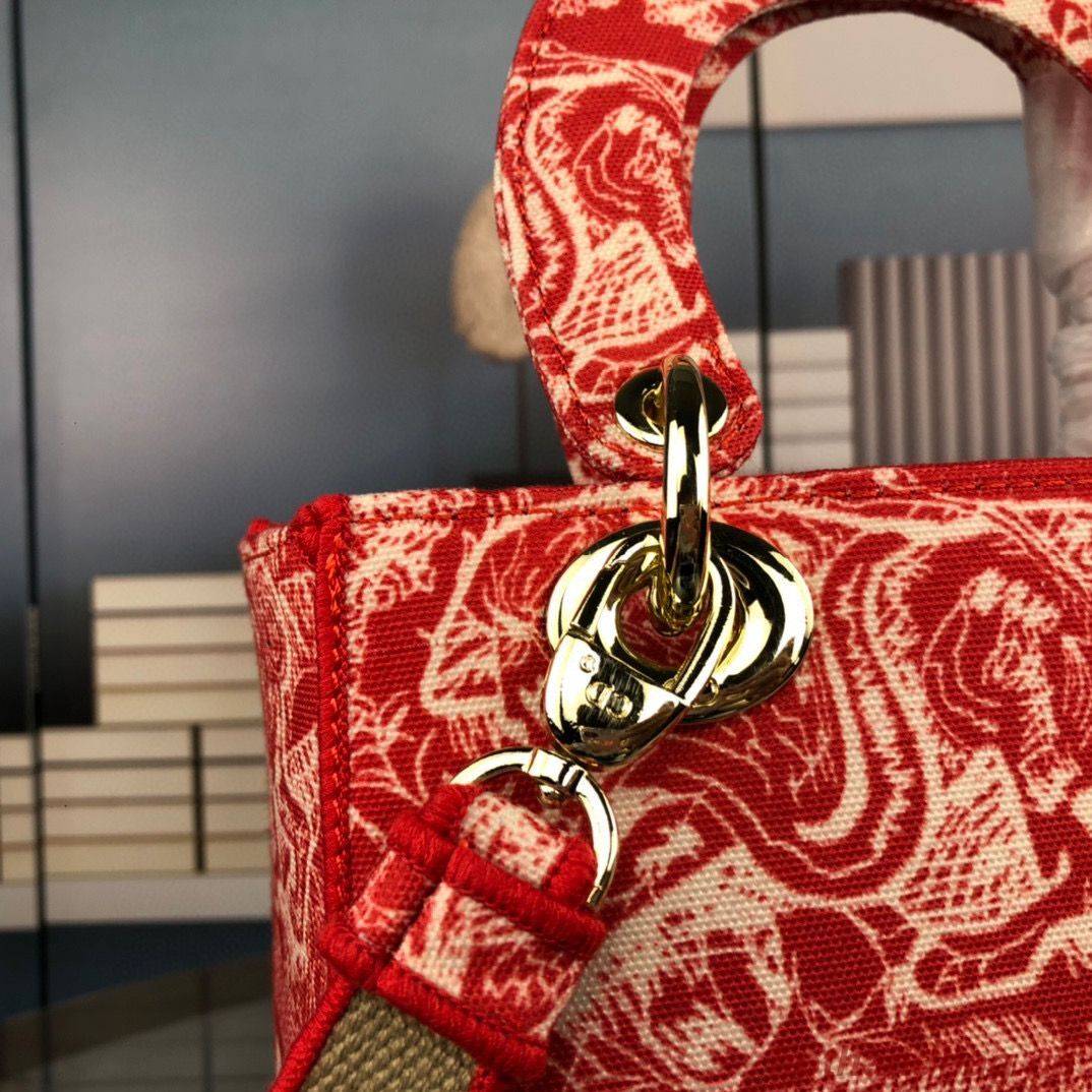 Dior MEDIUM LADY D-LITE BAG Flowers Embroidered Denim M0565OJA Red Dior MEDIUM LADY D-LITE BAG Flowers Embroidered Denim M0565OJA Red