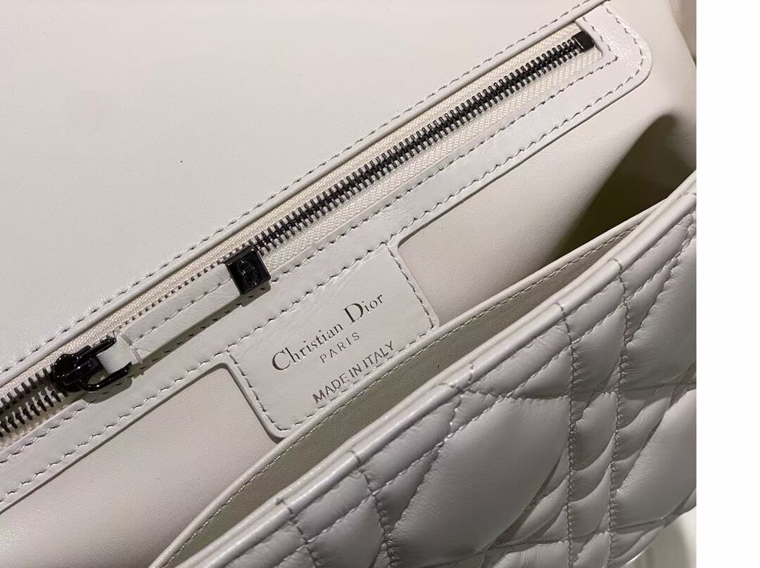 LARGE DIOR CARO BAG Gradient Cannage Lambskin M9243E white LARGE DIOR CARO BAG Gradient Cannage Lambskin M9243E white