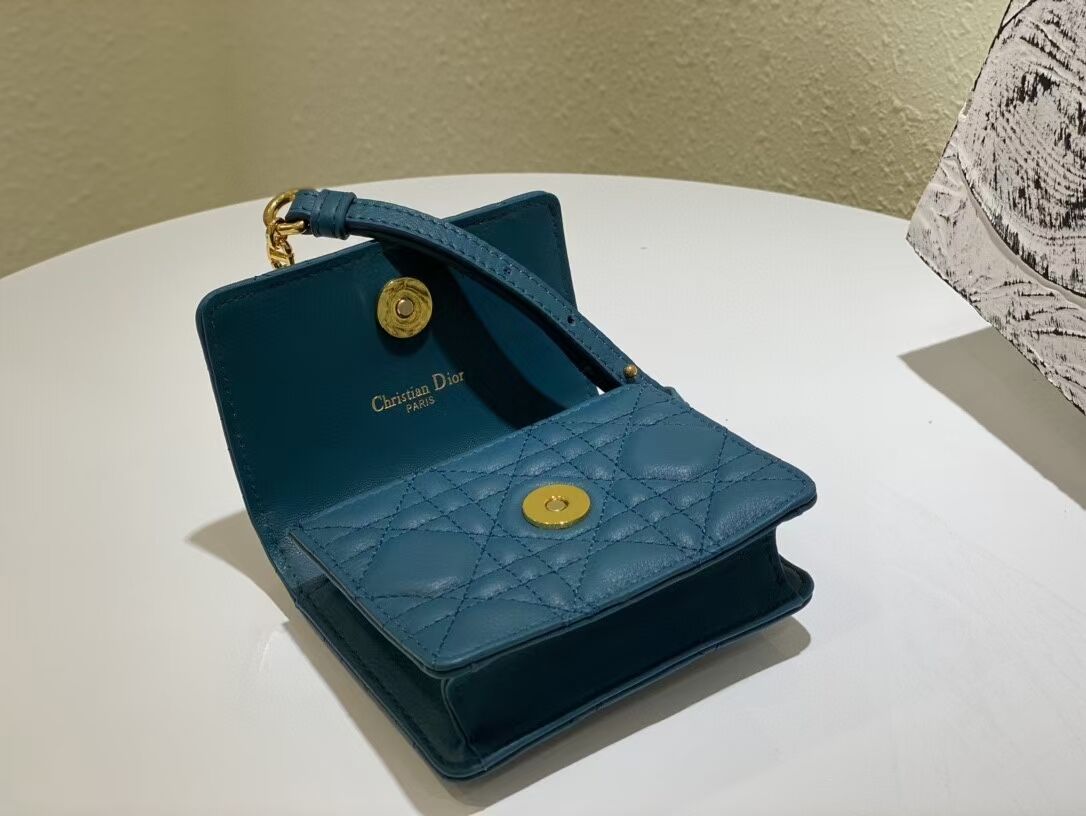 DIOR MINI BOBBY BAG Gradient Cannage Lambskin C0952 blue DIOR MINI BOBBY BAG Gradient Cannage Lambskin C0952 blue