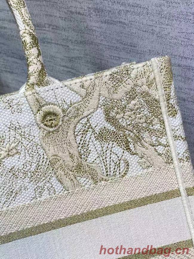 SMALL DIOR BOOK TOTE Embroidery C1287-8 cream