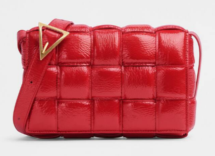 Bottega Veneta PADDED CASSETTE 591970 CHILI Bottega Veneta PADDED CASSETTE 591970 CHILI