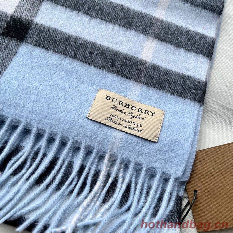 Burberry Scarf B00240