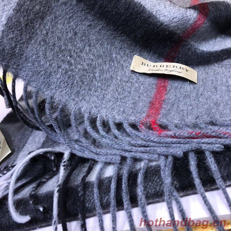 Burberry Scarf B00248