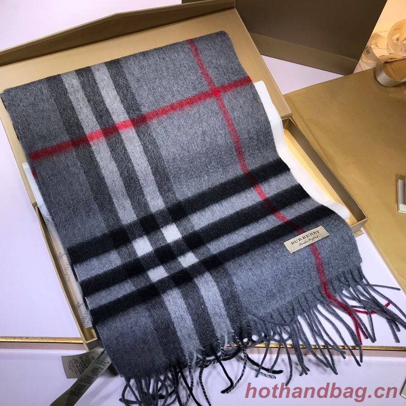 Burberry Scarf B00248