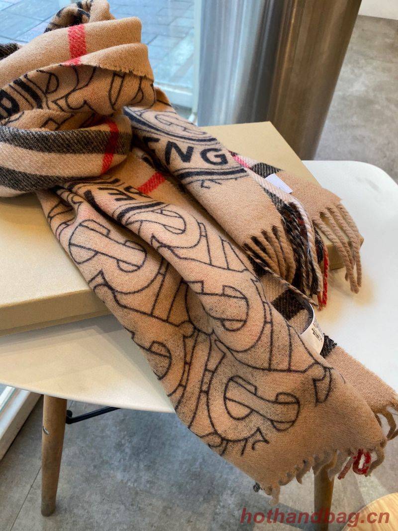 Burberry Scarf B00264 Burberry Scarf B00264