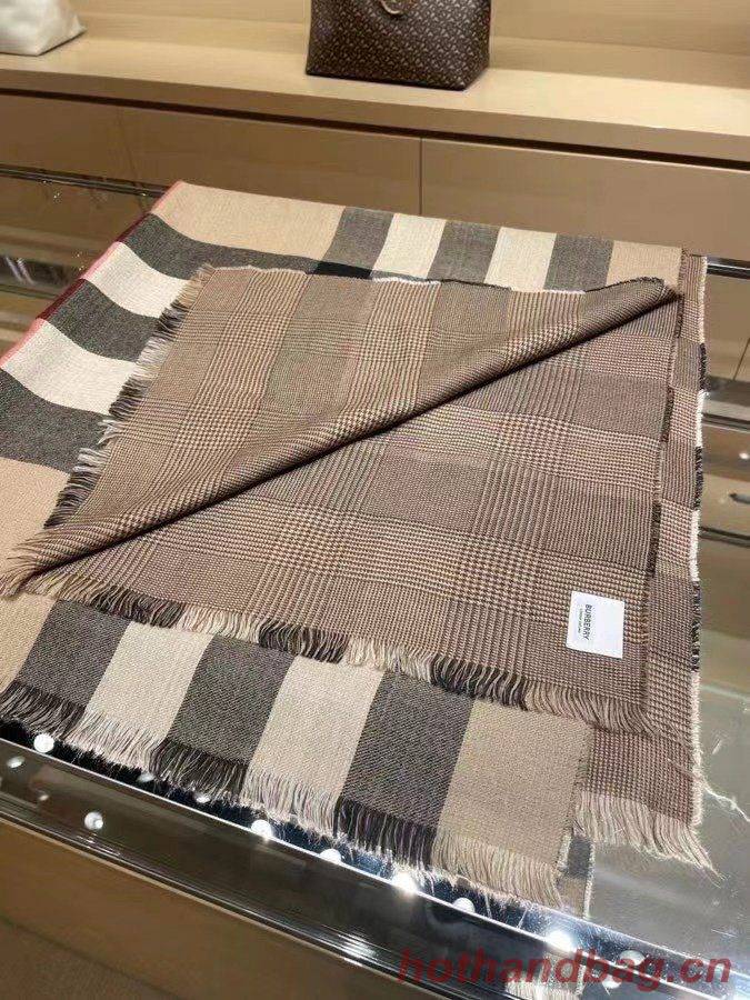 Burberry Scarf B00288 Burberry Scarf B00288