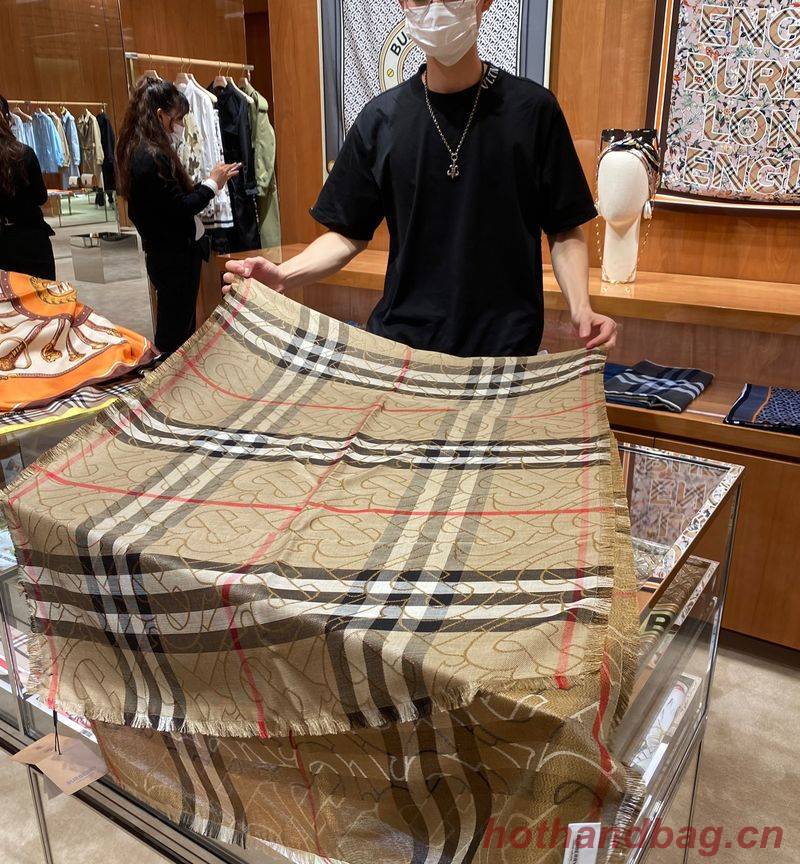 Burberry Scarf B00291 Burberry Scarf B00291