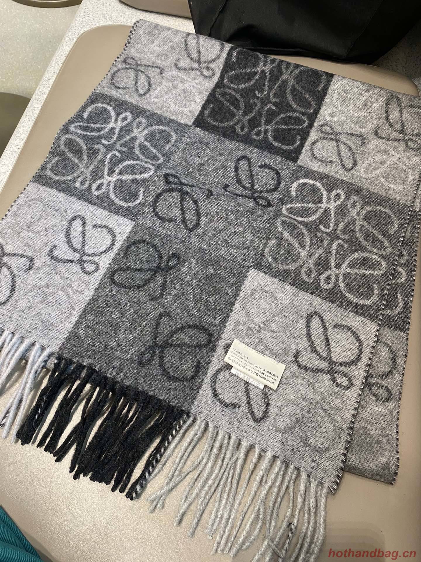 Loewe Scarf L00008 Loewe Scarf L00008