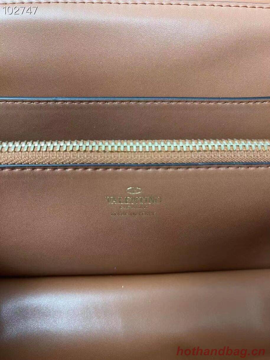 VALENTINO GARAVANI Stud Sign nappa Shoulder Bag NL098 caramel VALENTINO GARAVANI Stud Sign nappa Shoulder Bag NL098 caramel