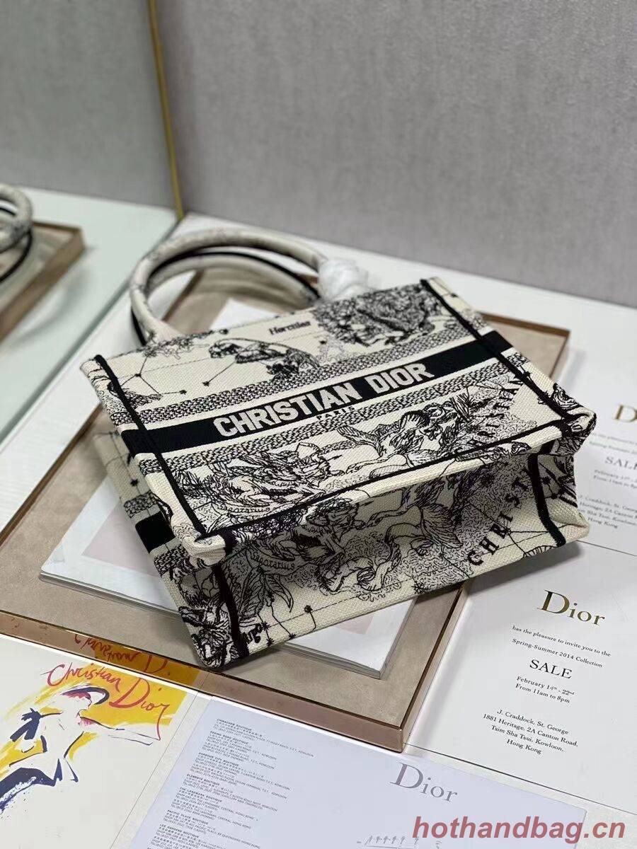 SMALL DIOR BOOK TOTE Embroidery C1331-4 SMALL DIOR BOOK TOTE Embroidery C1331-4