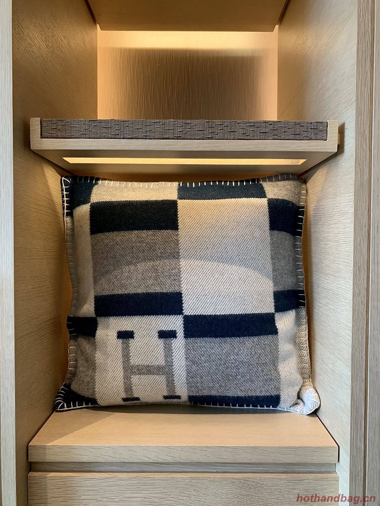 Hermes Pillow 18234 Blue Hermes Pillow 18234 Blue