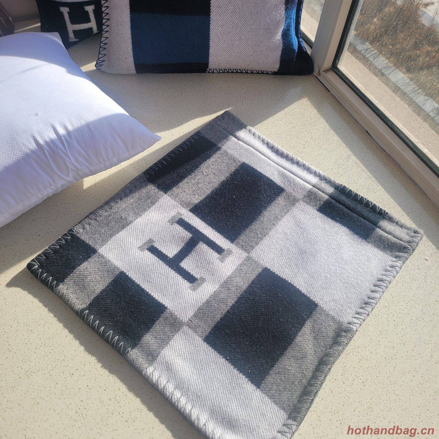 Hermes Pillow 18234 Gray Hermes Pillow 18234 Gray