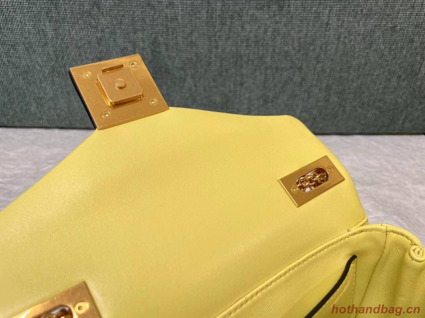 VALENTINO GARAVANI One Stud Sheepskin Shoulder Bag XW0B0K21 yellow VALENTINO GARAVANI One Stud Sheepskin Shoulder Bag XW0B0K21 yellow