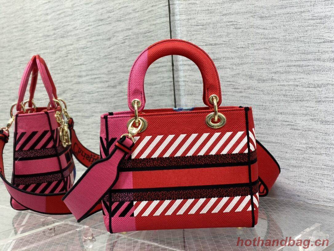 Dior MEDIUM LADY D-LITE BAG Embroidered C0420 rose Dior MEDIUM LADY D-LITE BAG Embroidered C0420 rose