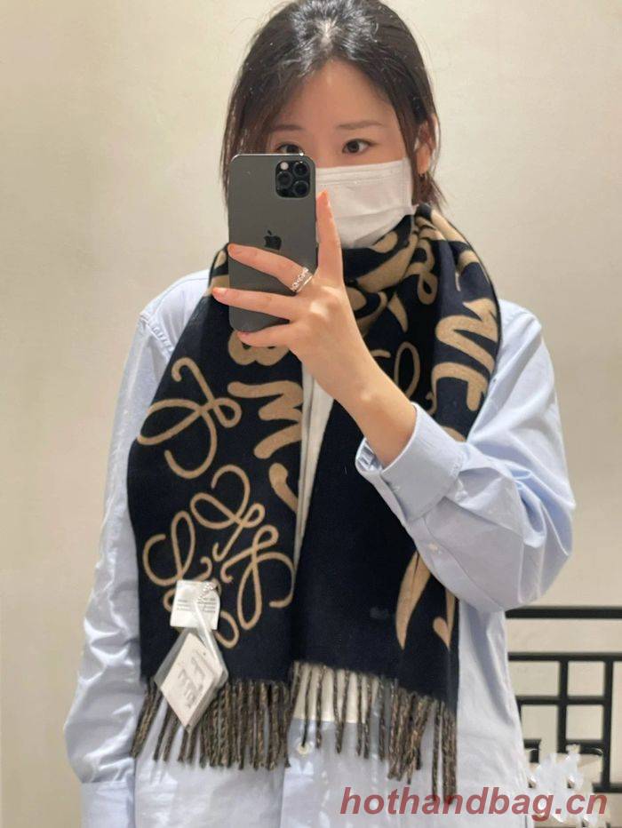 Loewe Scarf LOC00001 Loewe Scarf LOC00001
