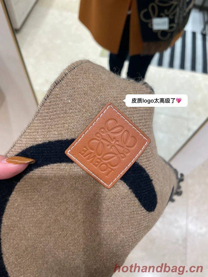 Loewe Scarf LOC00001 Loewe Scarf LOC00001