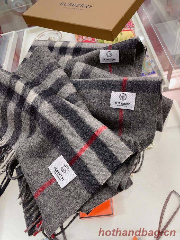 Burberry Scarf BBC00010 Burberry Scarf BBC00010