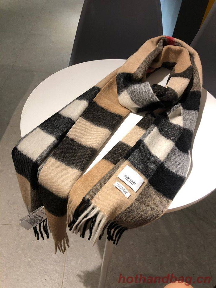 Burberry Scarf BBC00030 Burberry Scarf BBC00030