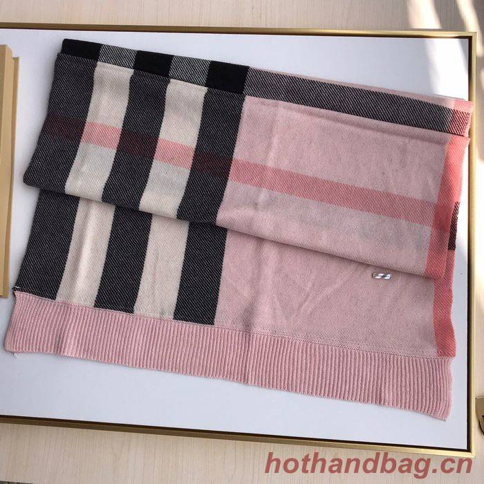 Burberry Scarf BBC00045 Burberry Scarf BBC00045