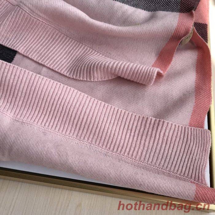 Burberry Scarf BBC00045 Burberry Scarf BBC00045