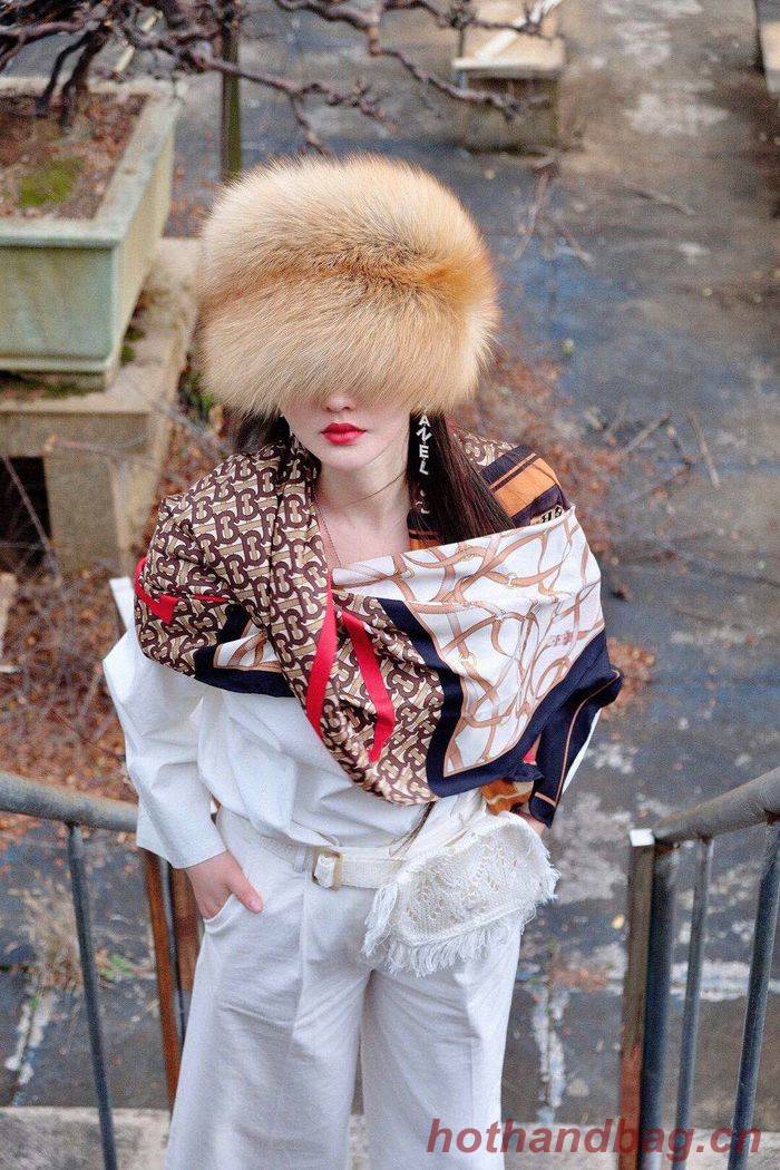 Burberry Scarf BBC00046 Burberry Scarf BBC00046