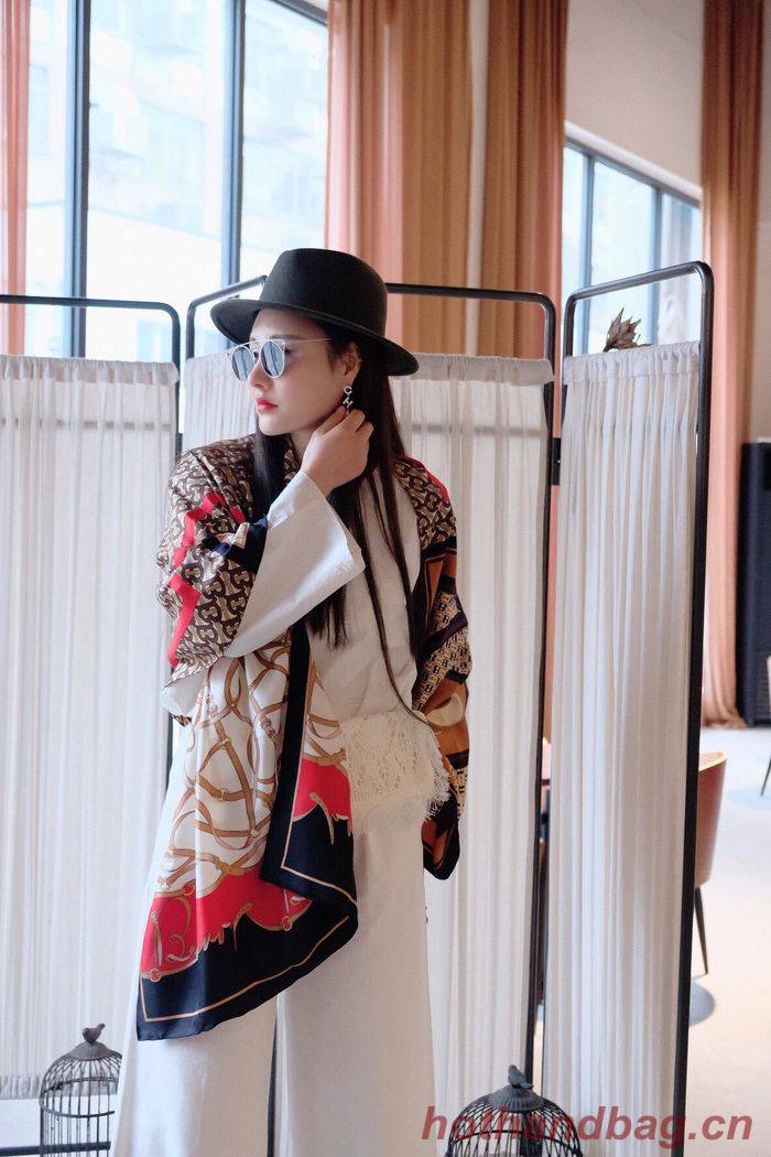 Burberry Scarf BBC00046 Burberry Scarf BBC00046