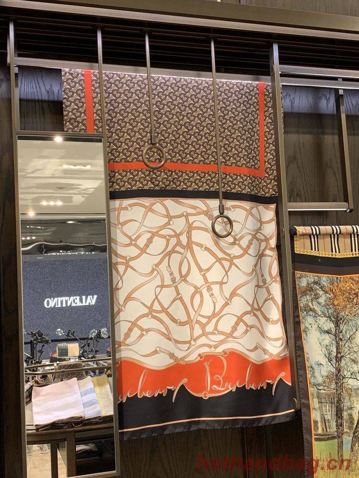 Burberry Scarf BBC00046 Burberry Scarf BBC00046