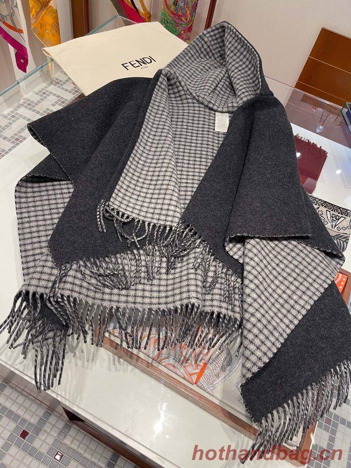 Fendi Scarf FDC00044 Fendi Scarf FDC00044