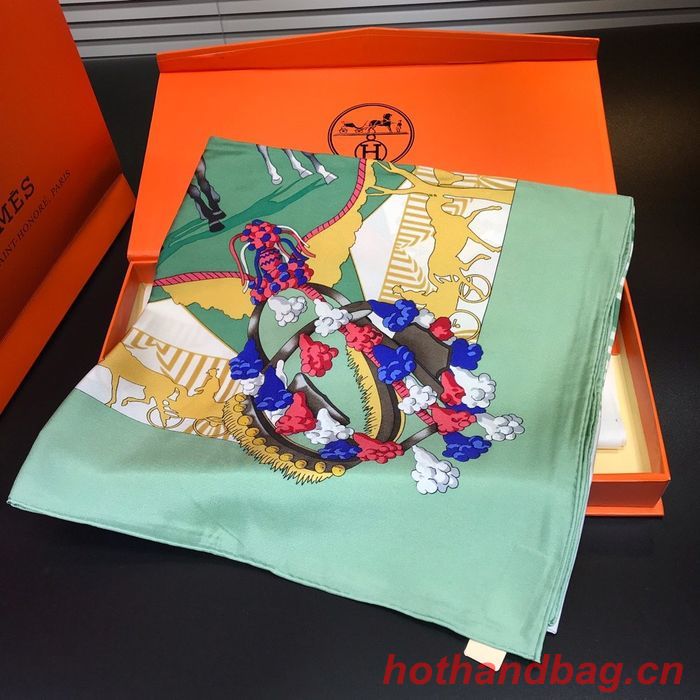 Hermes Scarf HEC00324 Hermes Scarf HEC00324