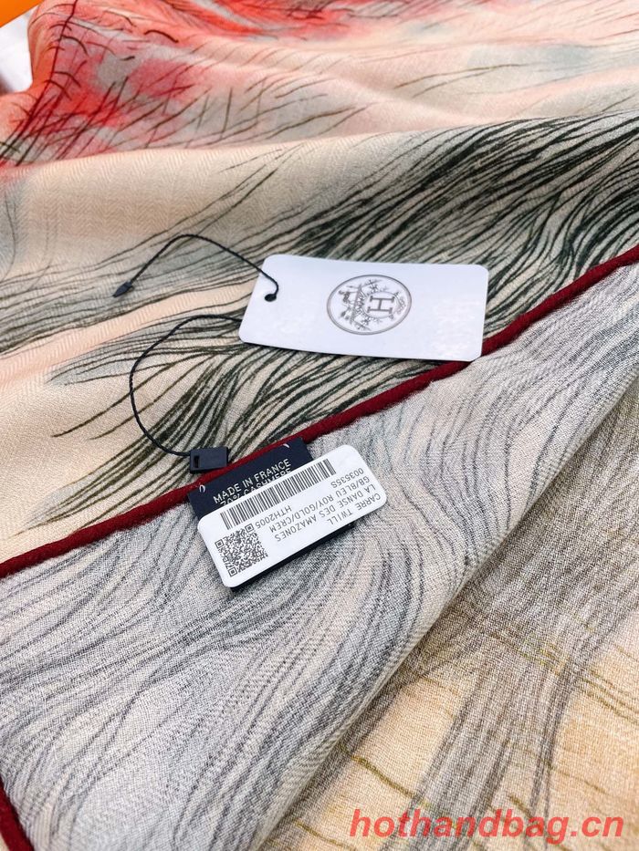 Hermes Scarf HEC00360 Hermes Scarf HEC00360