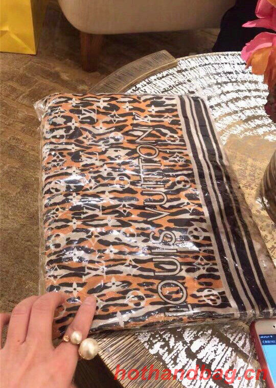 Louis Vuitton Scarf LVC00180 Louis Vuitton Scarf LVC00180